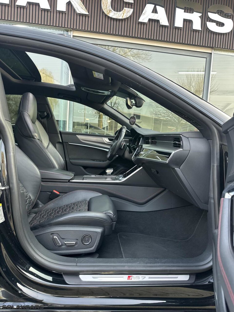 Vehicle Image 17