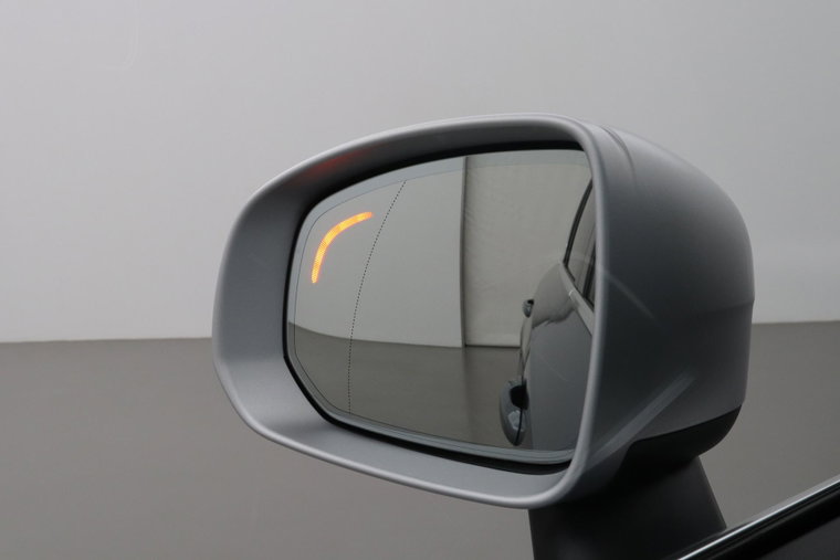 Vehicle Image 46