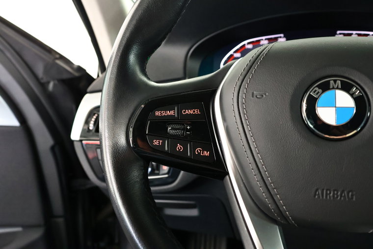 Vehicle Image 19