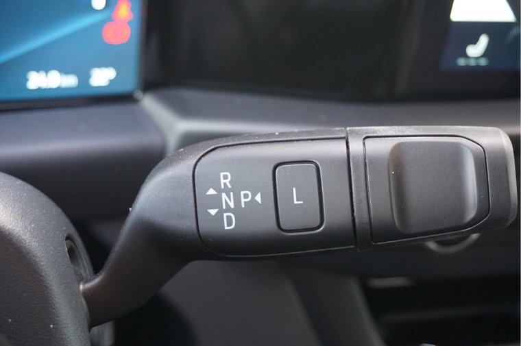 Vehicle Image 17