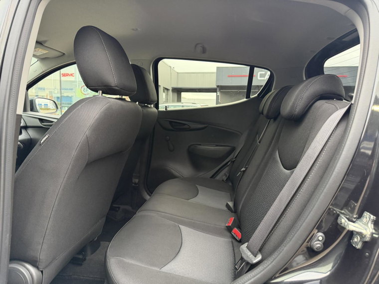 Vehicle Image 30