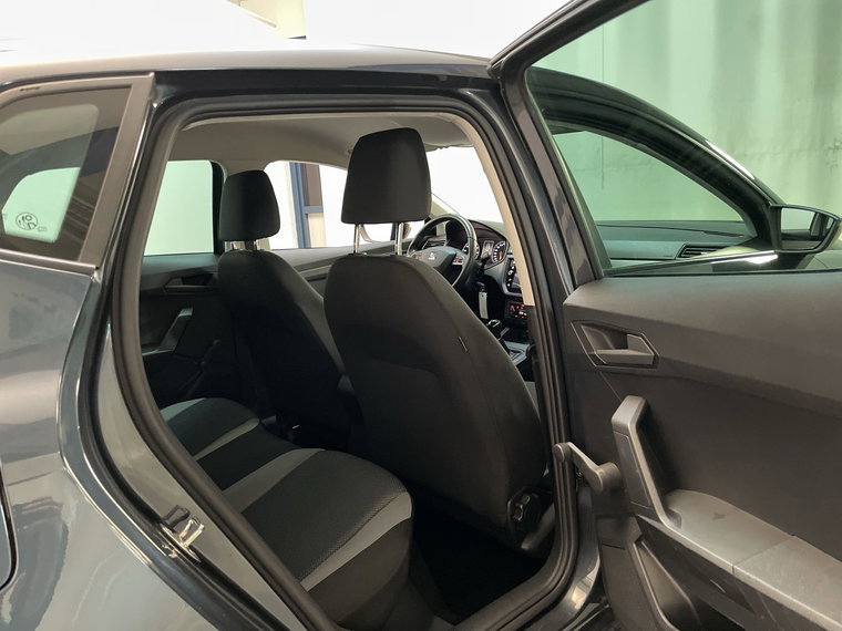Vehicle Image 17