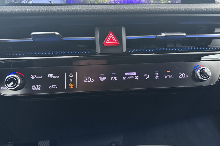 Vehicle Image 40