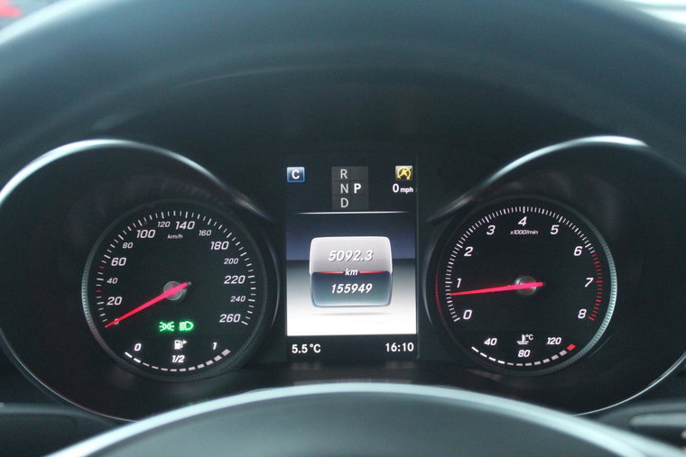 Vehicle Image 21