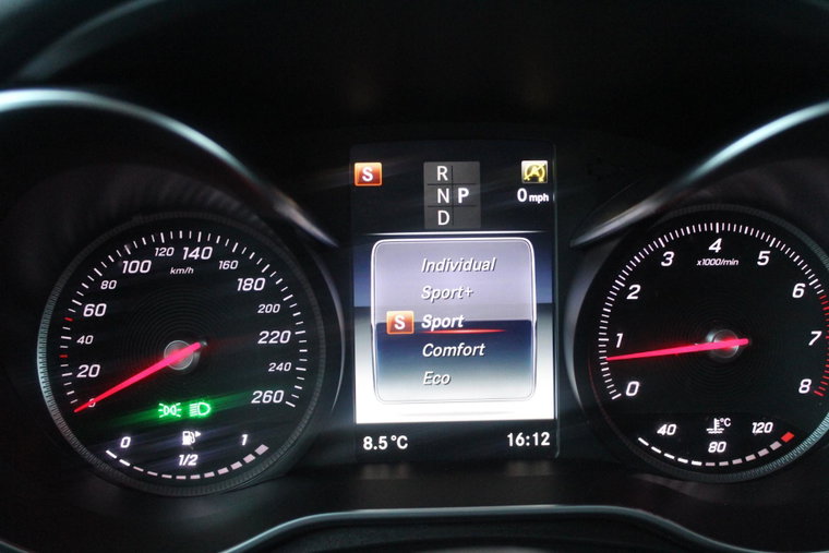 Vehicle Image 36