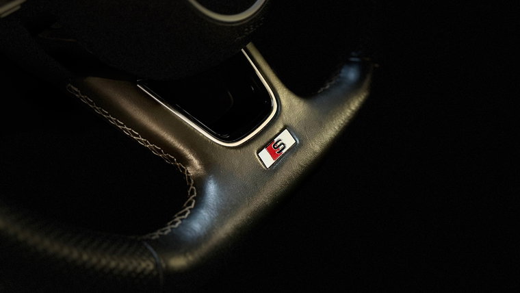 Vehicle Image 30