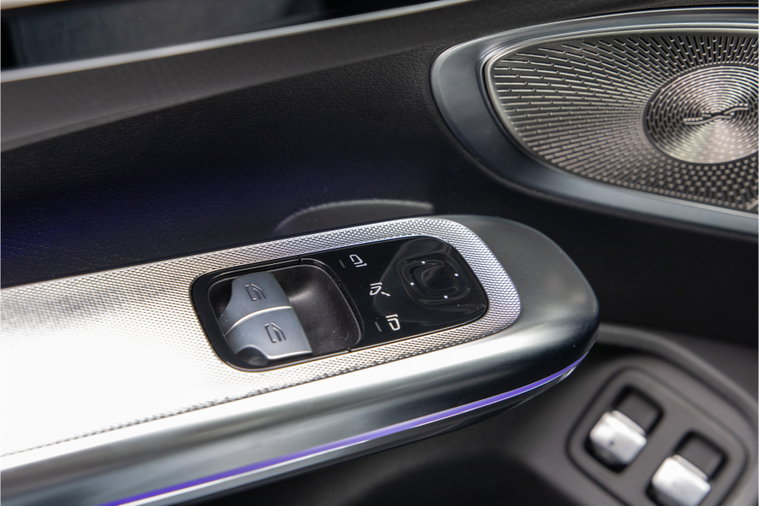 Vehicle Image 37