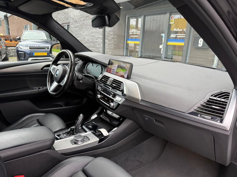 Vehicle Image 50