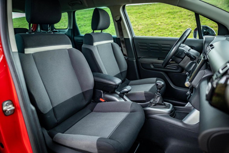 Vehicle Image 8