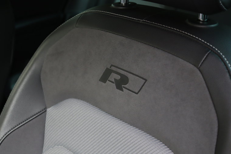 Vehicle Image 28