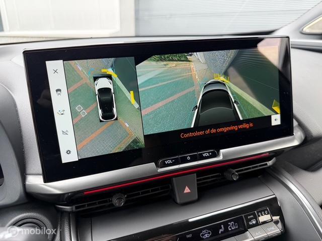 Vehicle Image 23
