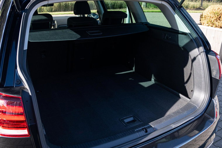 Vehicle Image 38