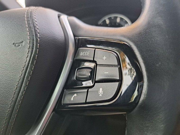 Vehicle Image 41