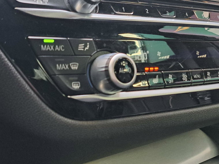 Vehicle Image 51