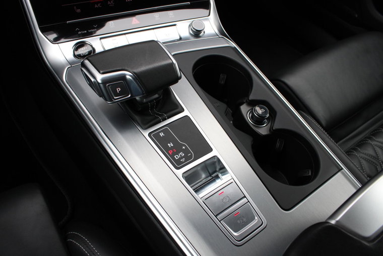 Vehicle Image 52