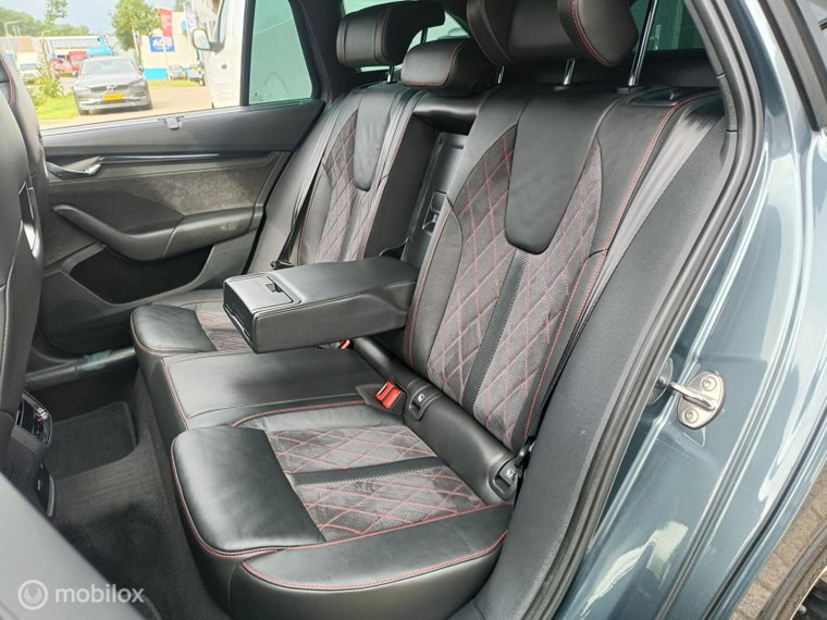 Vehicle Image 26