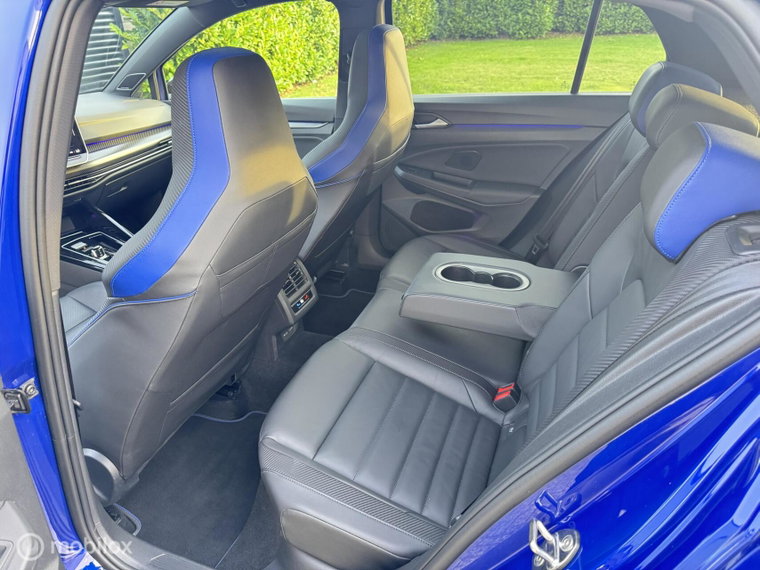 Vehicle Image 35
