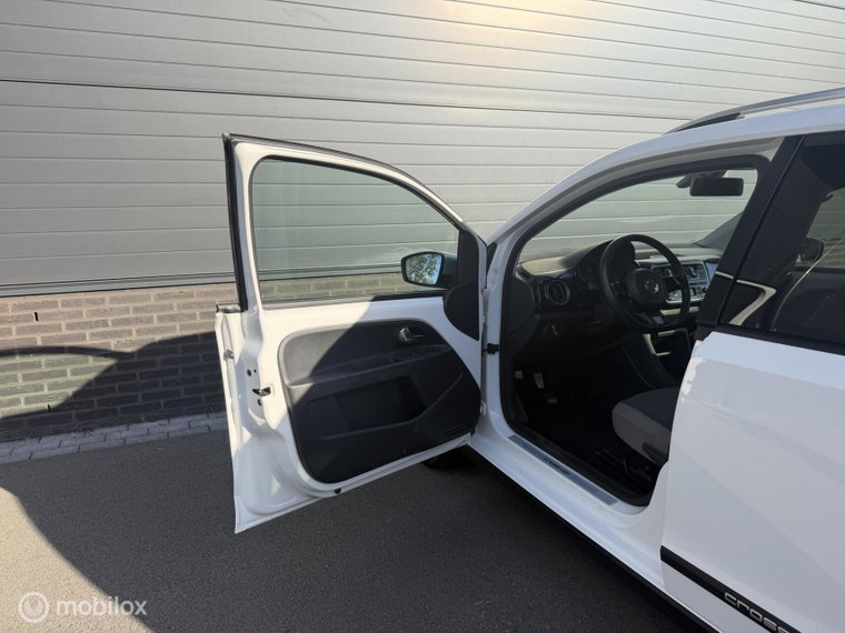 Vehicle Image 26