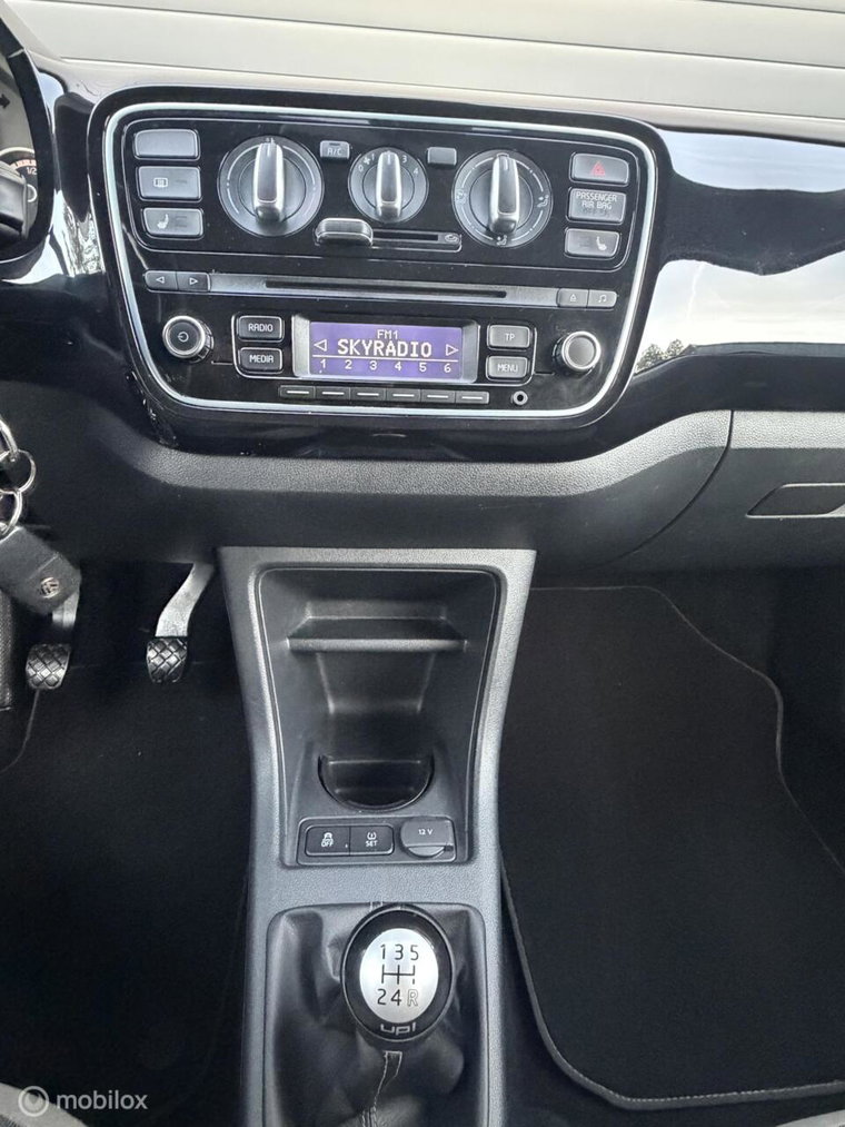 Vehicle Image 37