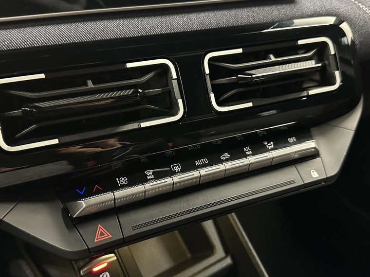 Vehicle Image 49