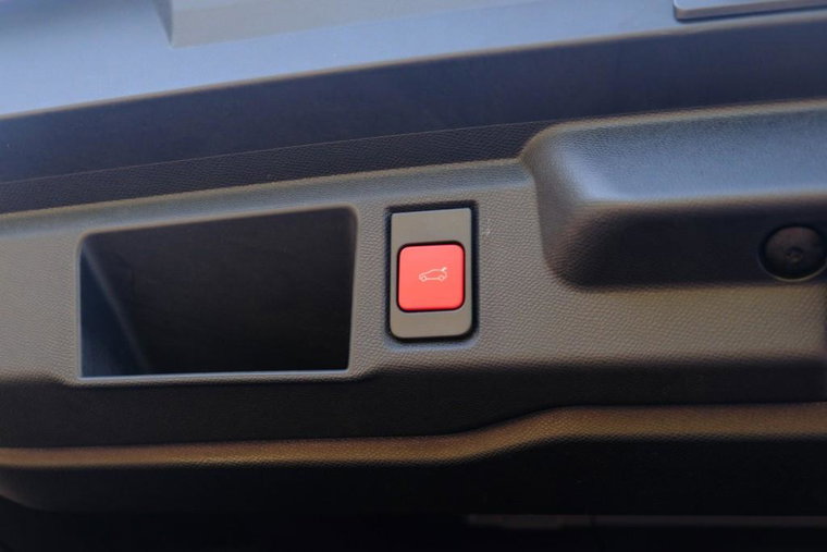Vehicle Image 31