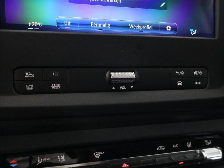 Vehicle Image 39