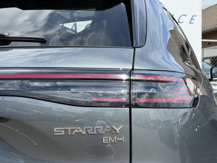 Vehicle Image 35