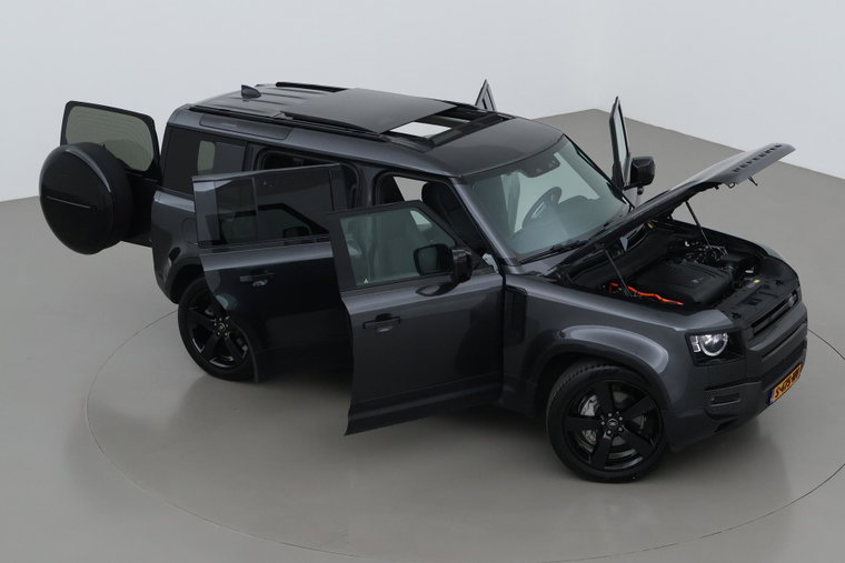 Vehicle Image 6