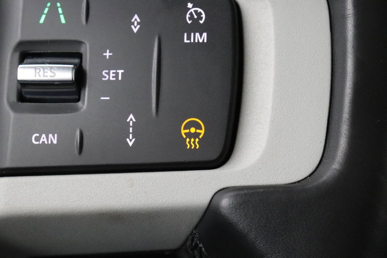 Vehicle Image 42