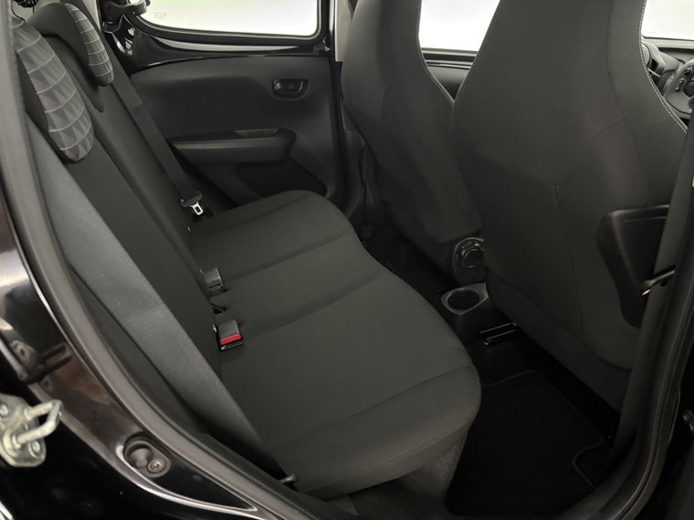 Vehicle Image 31