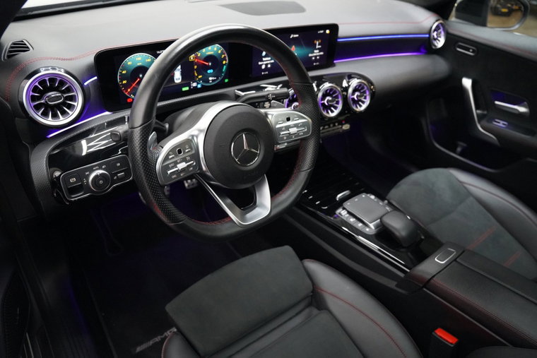 Vehicle Image 31