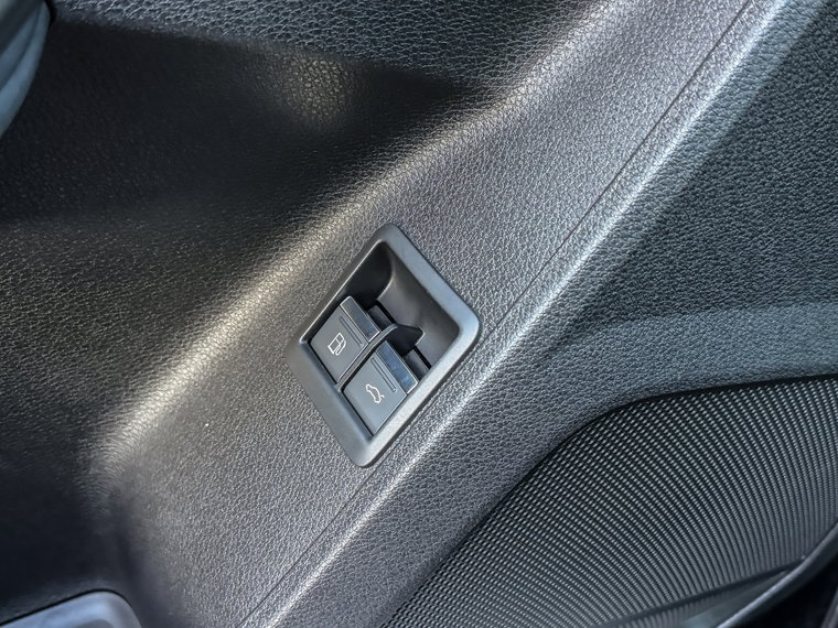 Vehicle Image 47