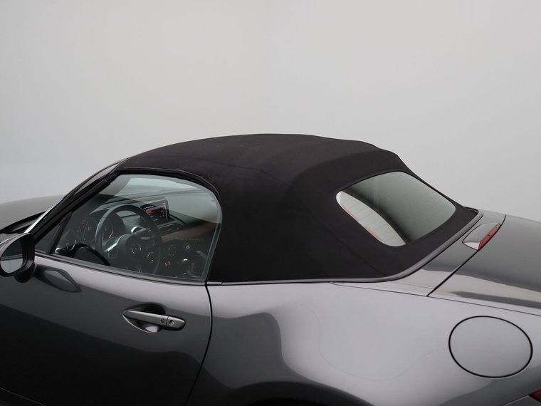 Vehicle Image 35