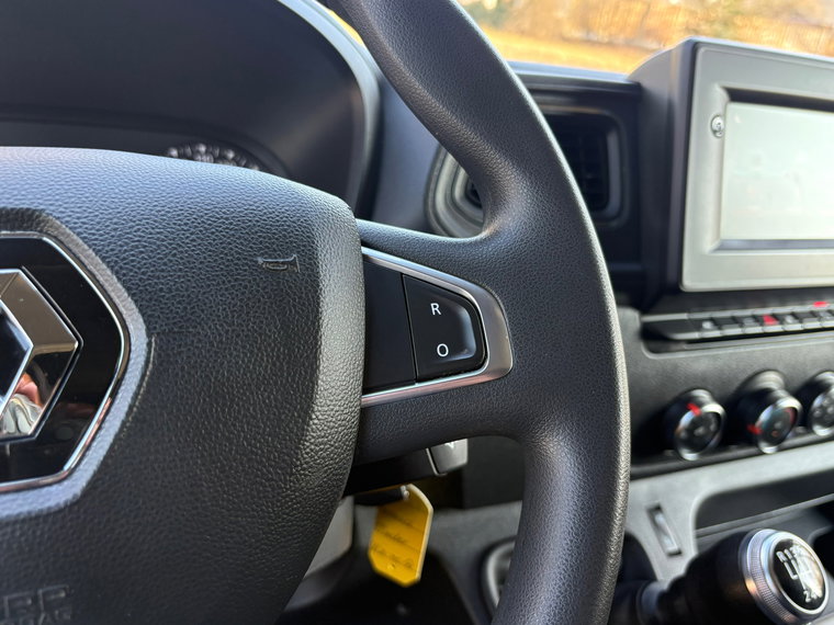 Vehicle Image 27