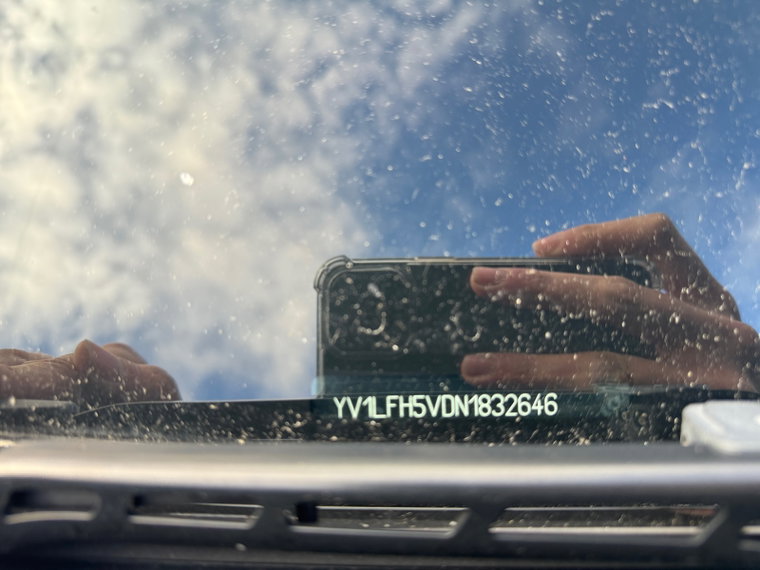 Vehicle Image 22