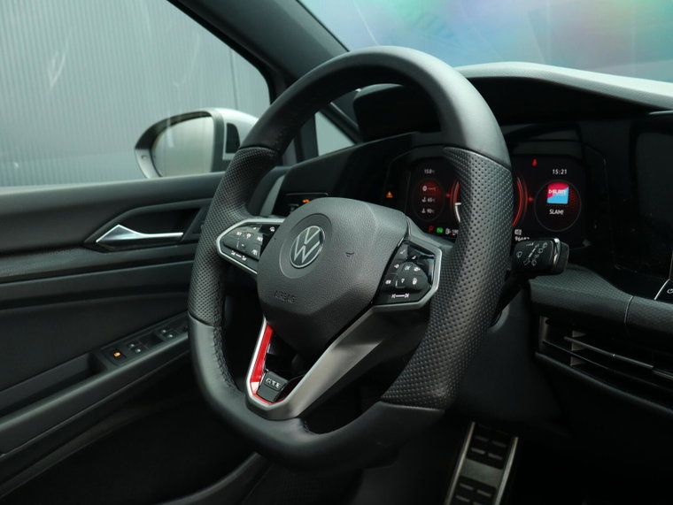 Vehicle Image 40