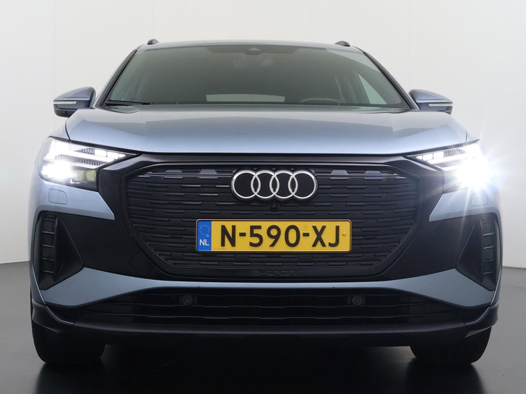 Vehicle Image 40