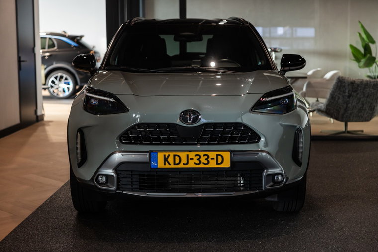 Vehicle Image 8