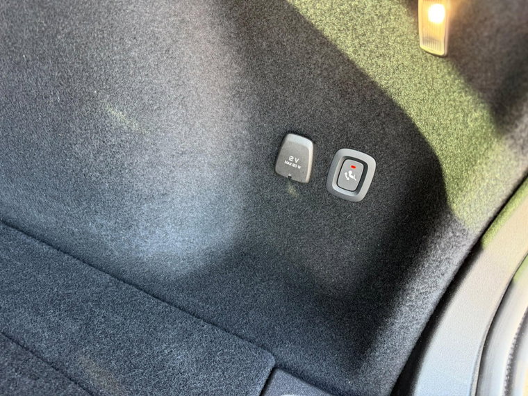 Vehicle Image 27