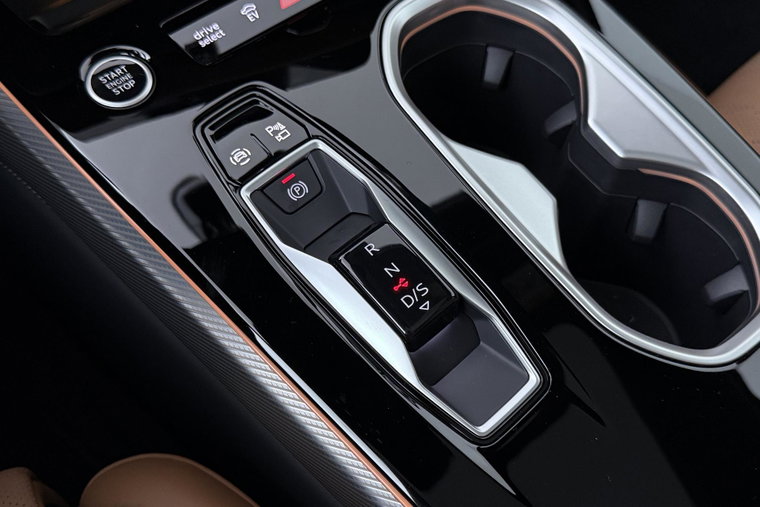 Vehicle Image 41