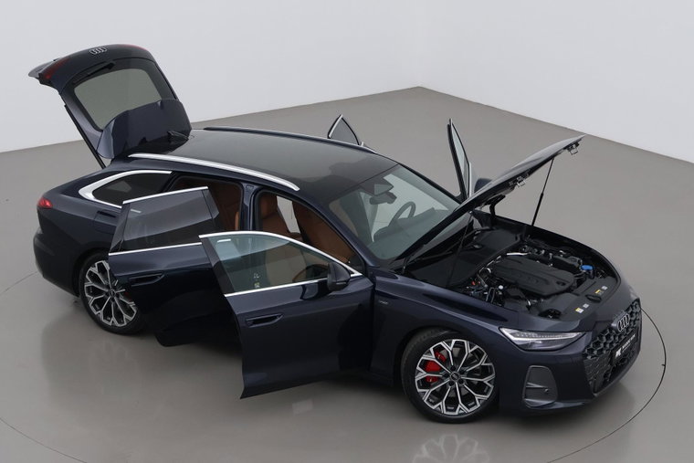 Vehicle Image 6