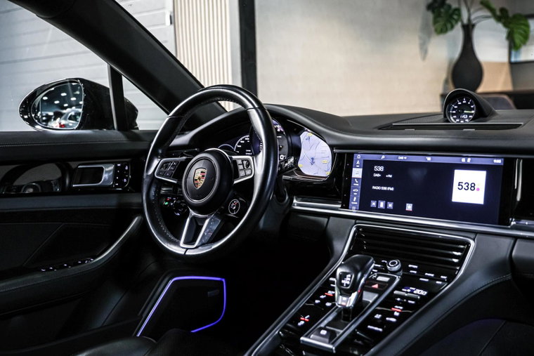 Vehicle Image 30