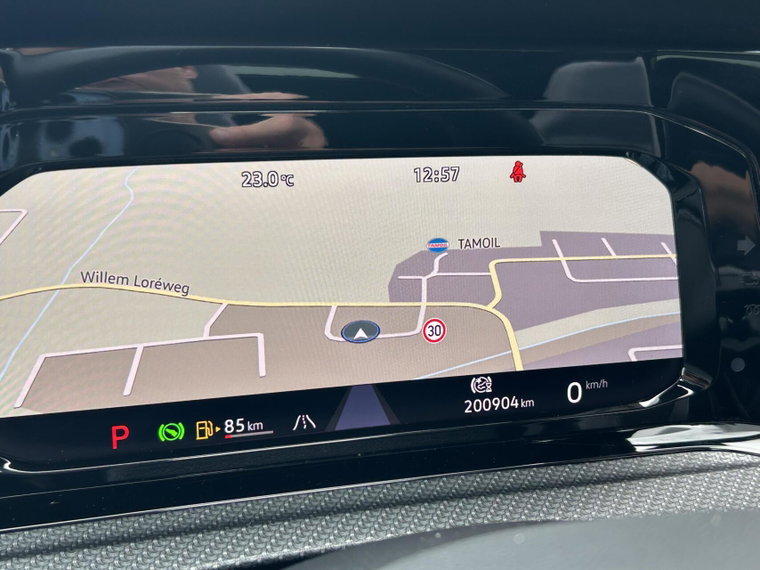 Vehicle Image 17