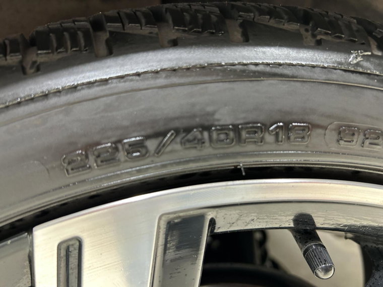 Vehicle Image 36