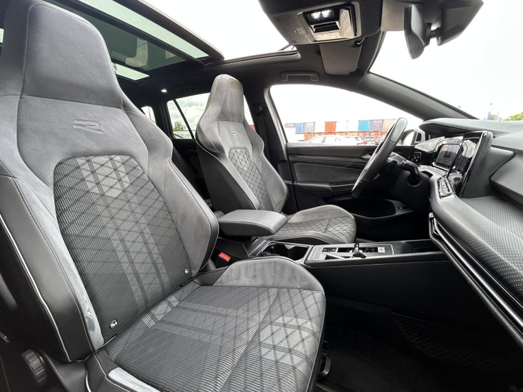 Vehicle Image 50