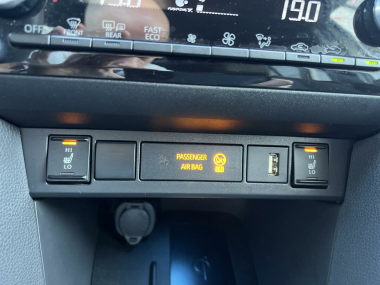 Vehicle Image 18