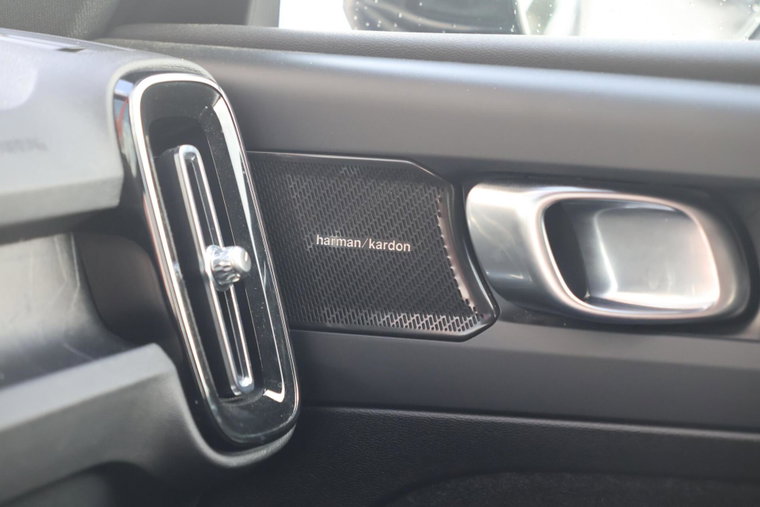 Vehicle Image 45