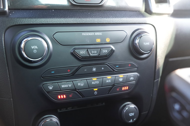 Vehicle Image 27
