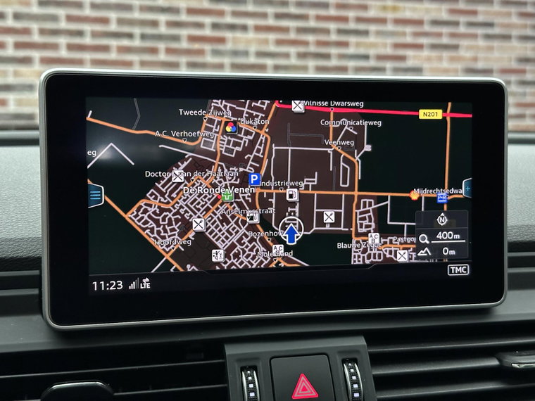 Vehicle Image 15