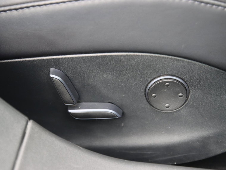 Vehicle Image 41